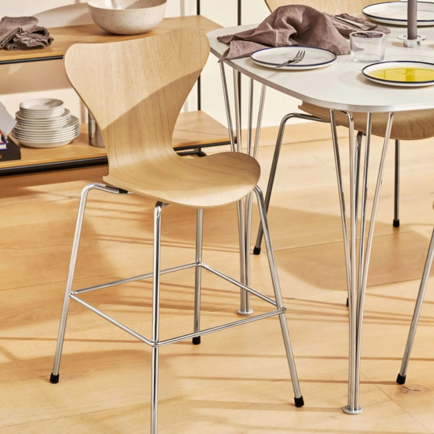 Fritz Hansen Series 7 Bar Stool